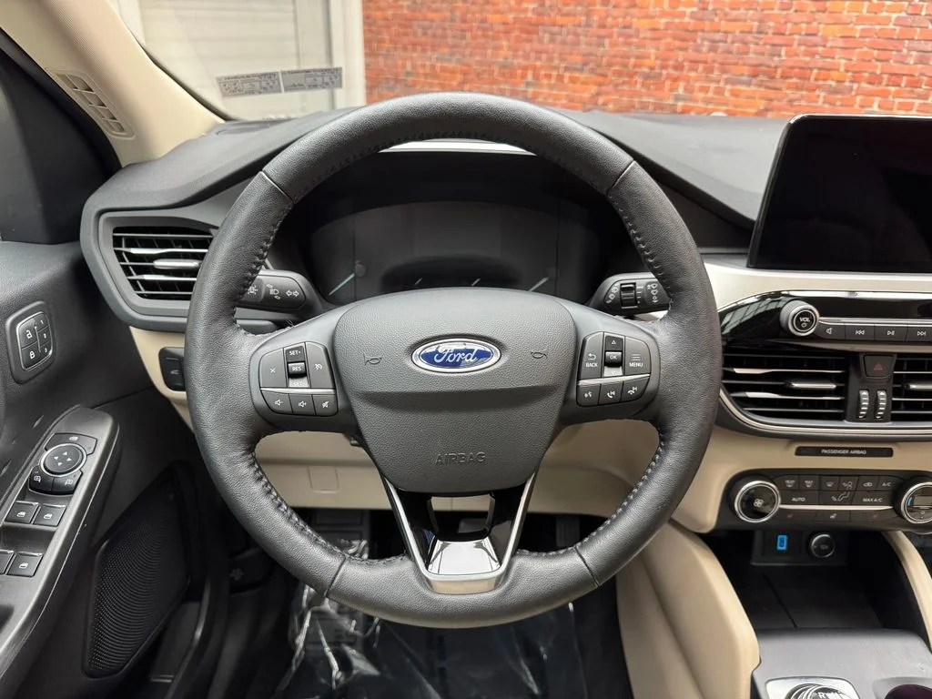 Certified Used 2020 White Metallic Ford SEL image 14