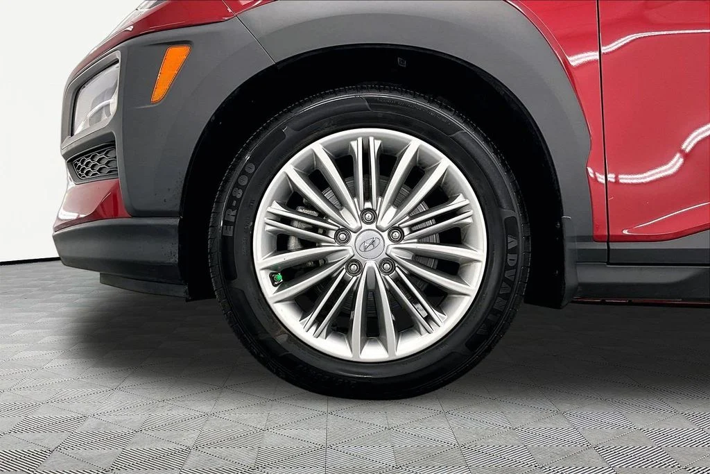 Certified Used 2021 Pulse Red Hyundai SEL image 9
