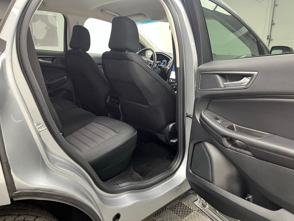 2022 Ford Edge SE - Photo 34