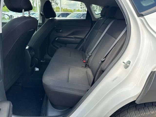 Used 2024 White Hyundai SEL image 17