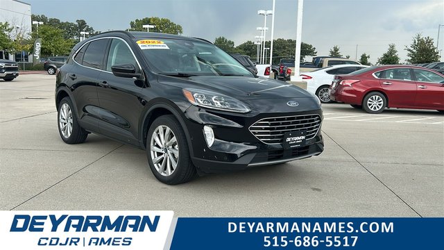 2022 Ford Escape Titanium