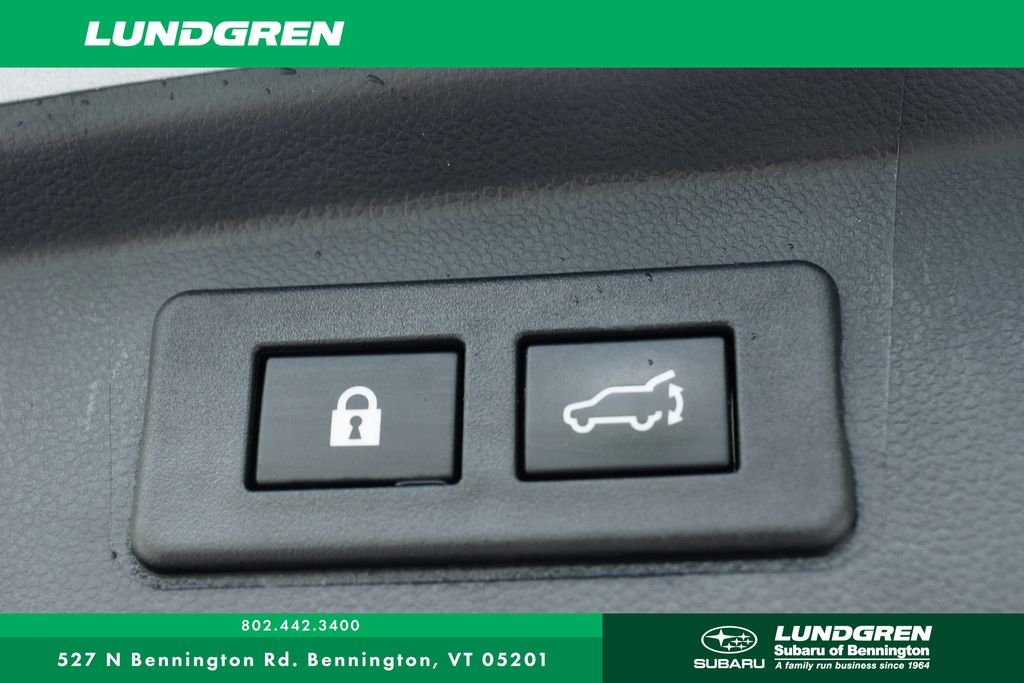 Used 2022 Silver Subaru Limited image 26