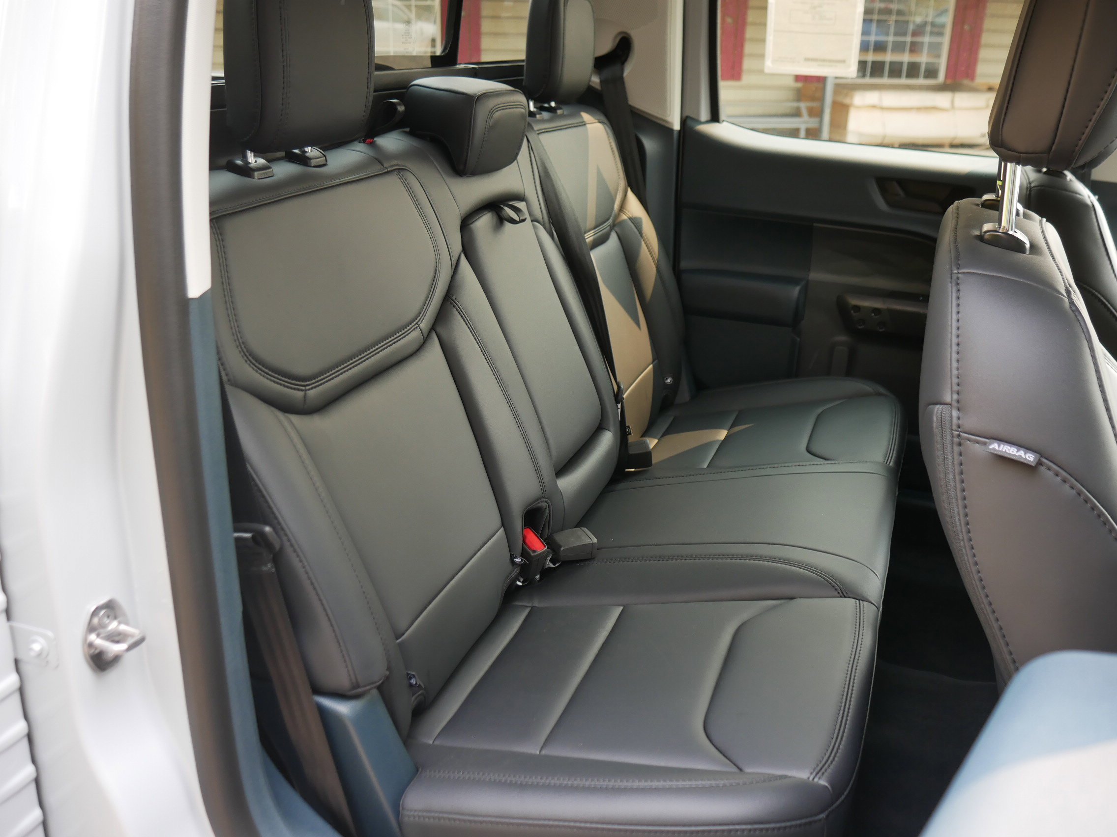 New 2025 Space White Metallic Ford Lariat® image 28