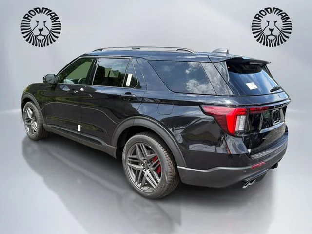 New 2026 Agate Black Metallic Ford ST image 9