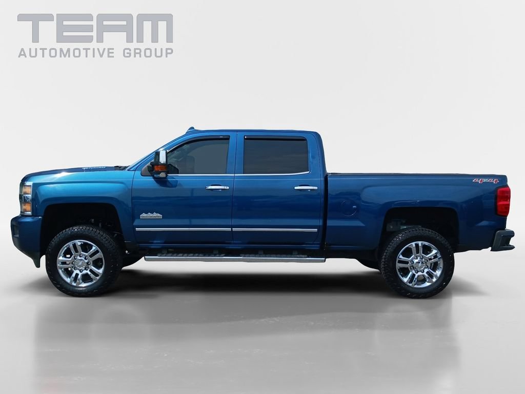 Used 2016 DEEP OCEAN BLUE METALLIC Chevrolet High Country image 4