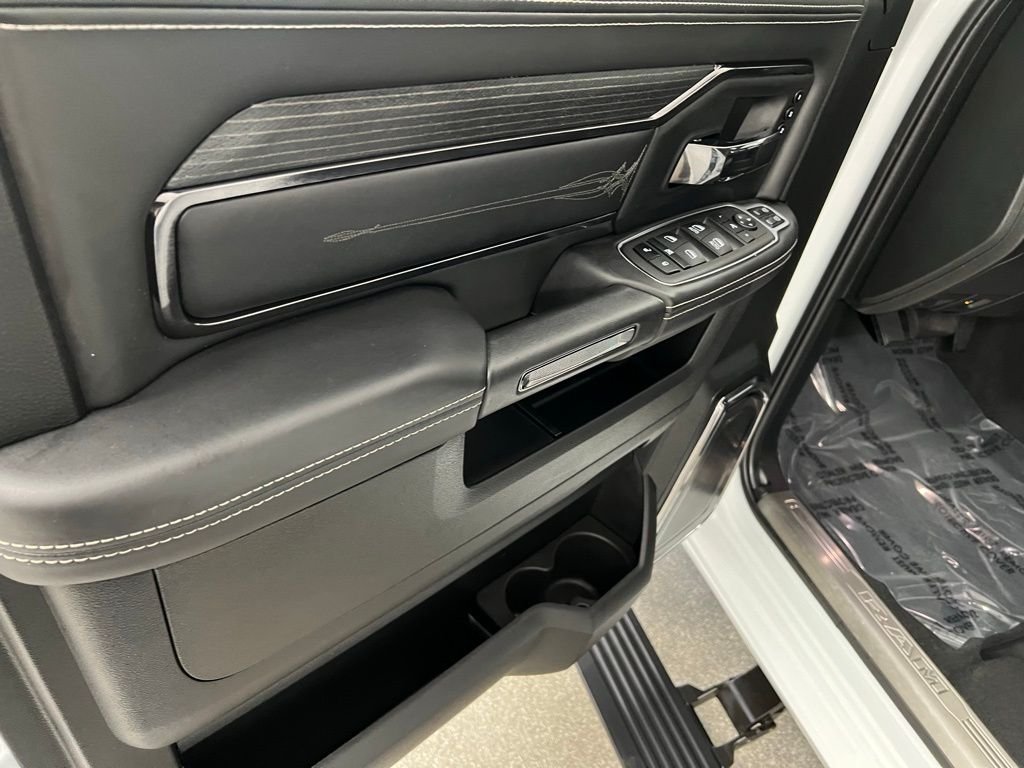 2024 RAM Ram 2500 Pickup Laramie Limited - Photo 29