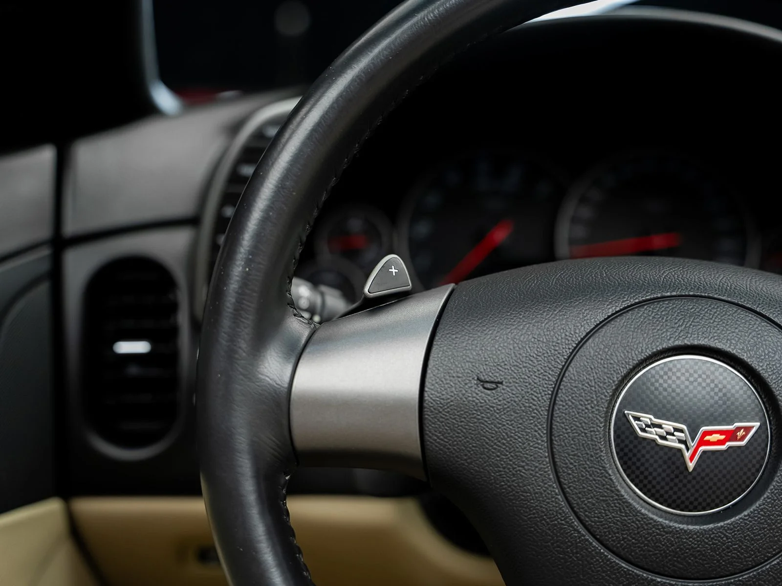Used 2007 Red Chevrolet Base image 39