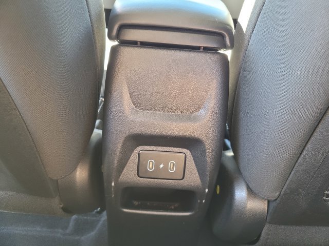 Used 2025 Black Hyundai SEL image 17