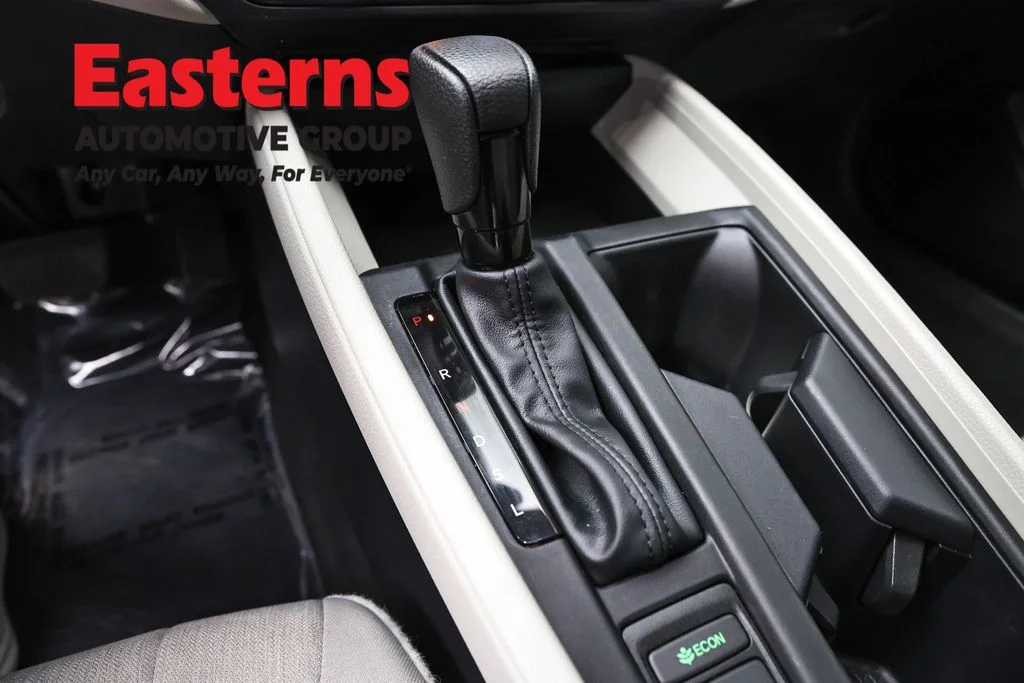Used 2024 White Honda LX image 13