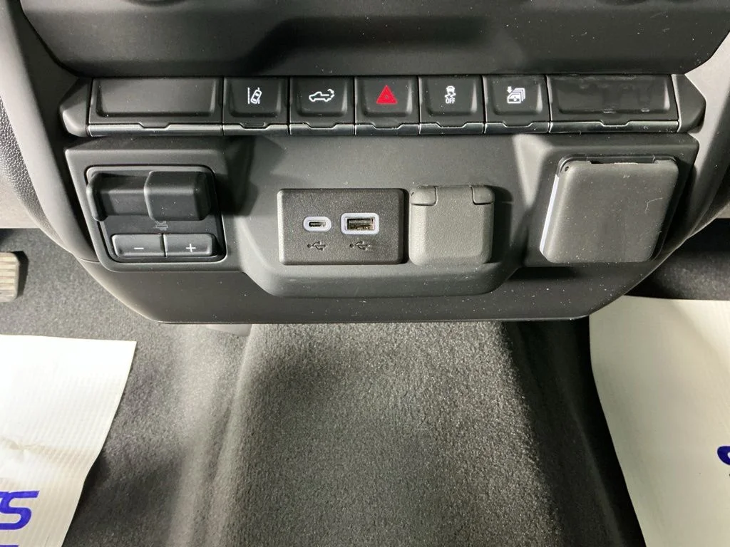 Used 2024 Gray Chevrolet Custom image 24