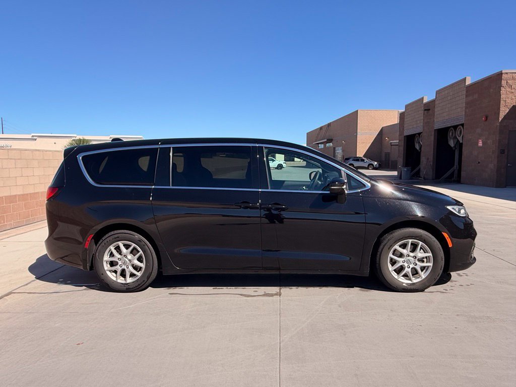 Certified Used 2025 Black Chrysler Select image 6