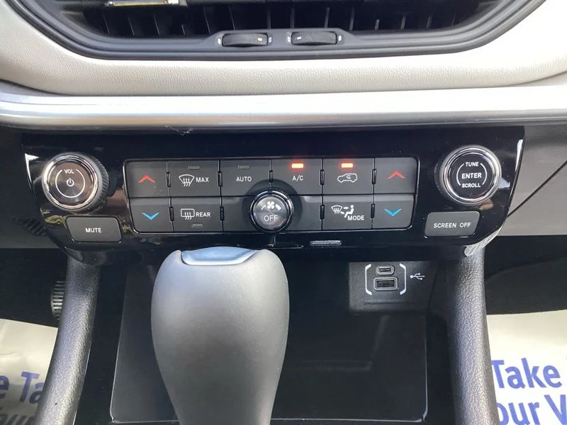 New 2026 Fathom Blue Pearl Coat Jeep Limited image 39