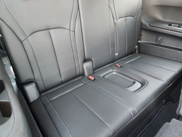 Certified Used 2025 Mineral INFINITI LUXE image 25