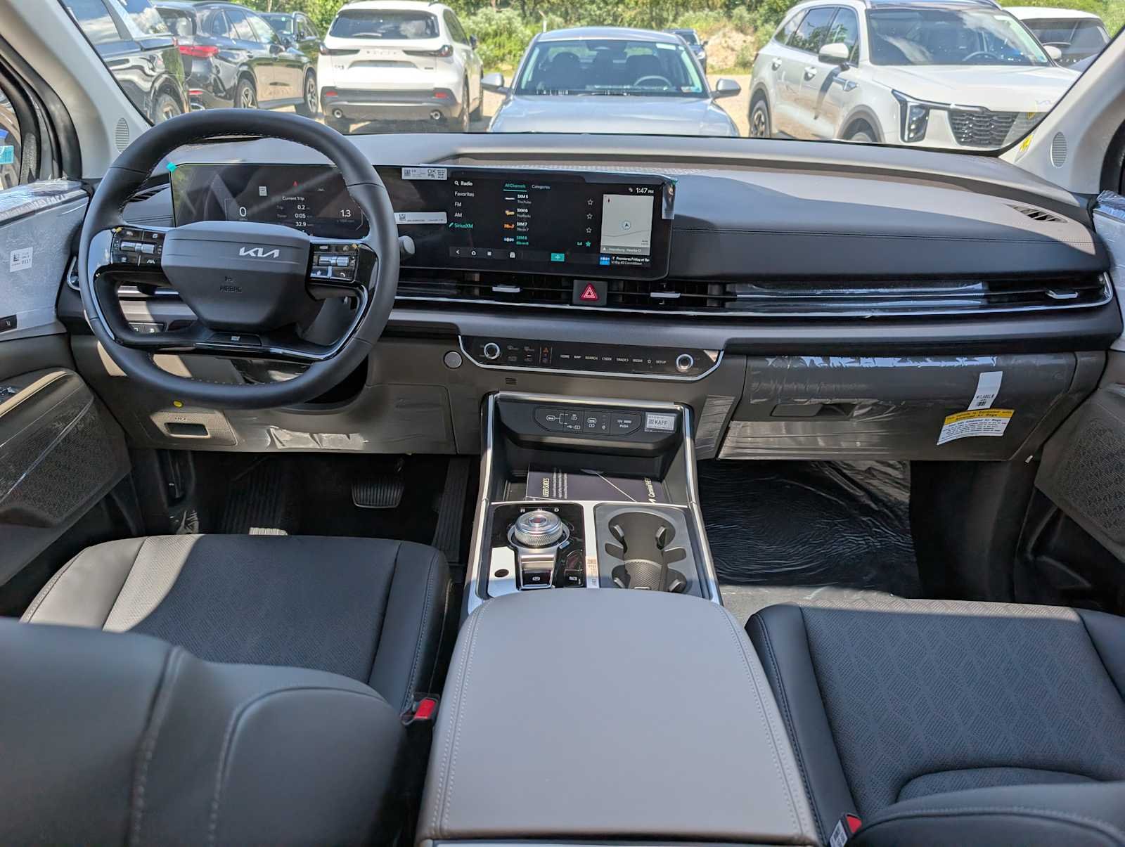 New 2027 Ceramic Silver Kia SX image 12