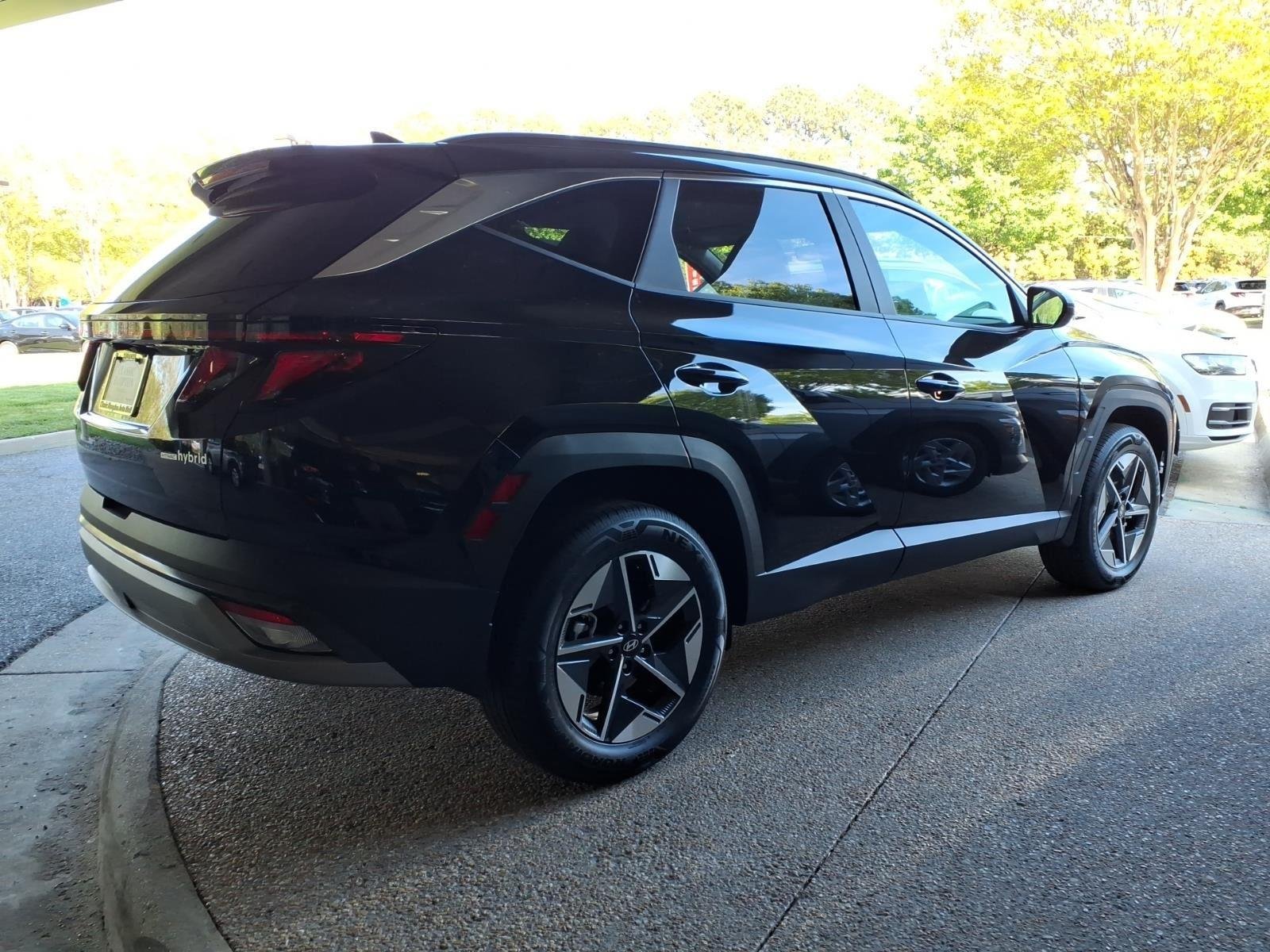New 2026 Ash Black Hyundai SEL image 5