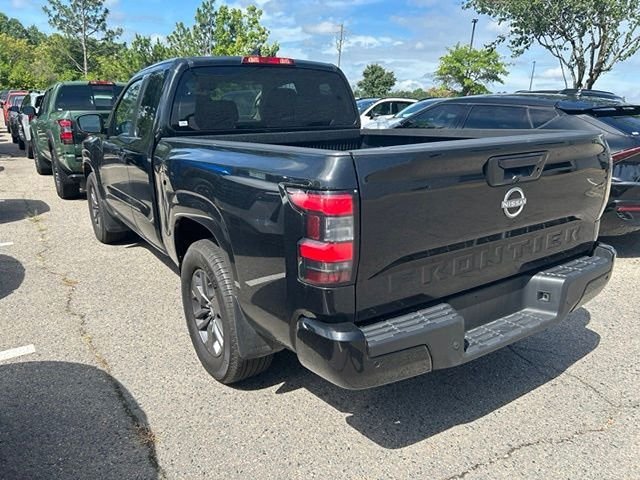 Used 2025 Black Nissan SV image 6