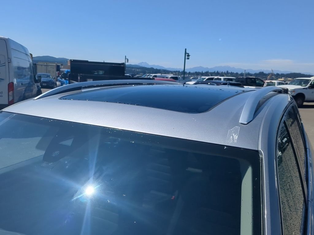 Used 2023 Gray Volkswagen 3.6L V6 SEL Premium R-Line image 22