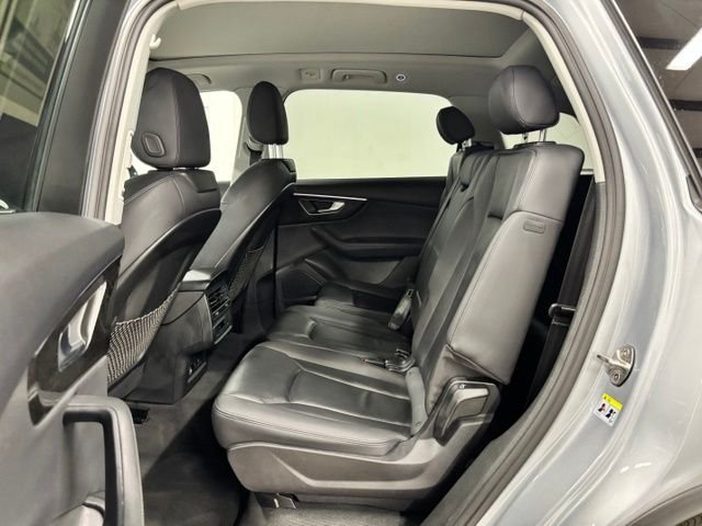 Used 2024  Audi 45 Premium Plus image 19