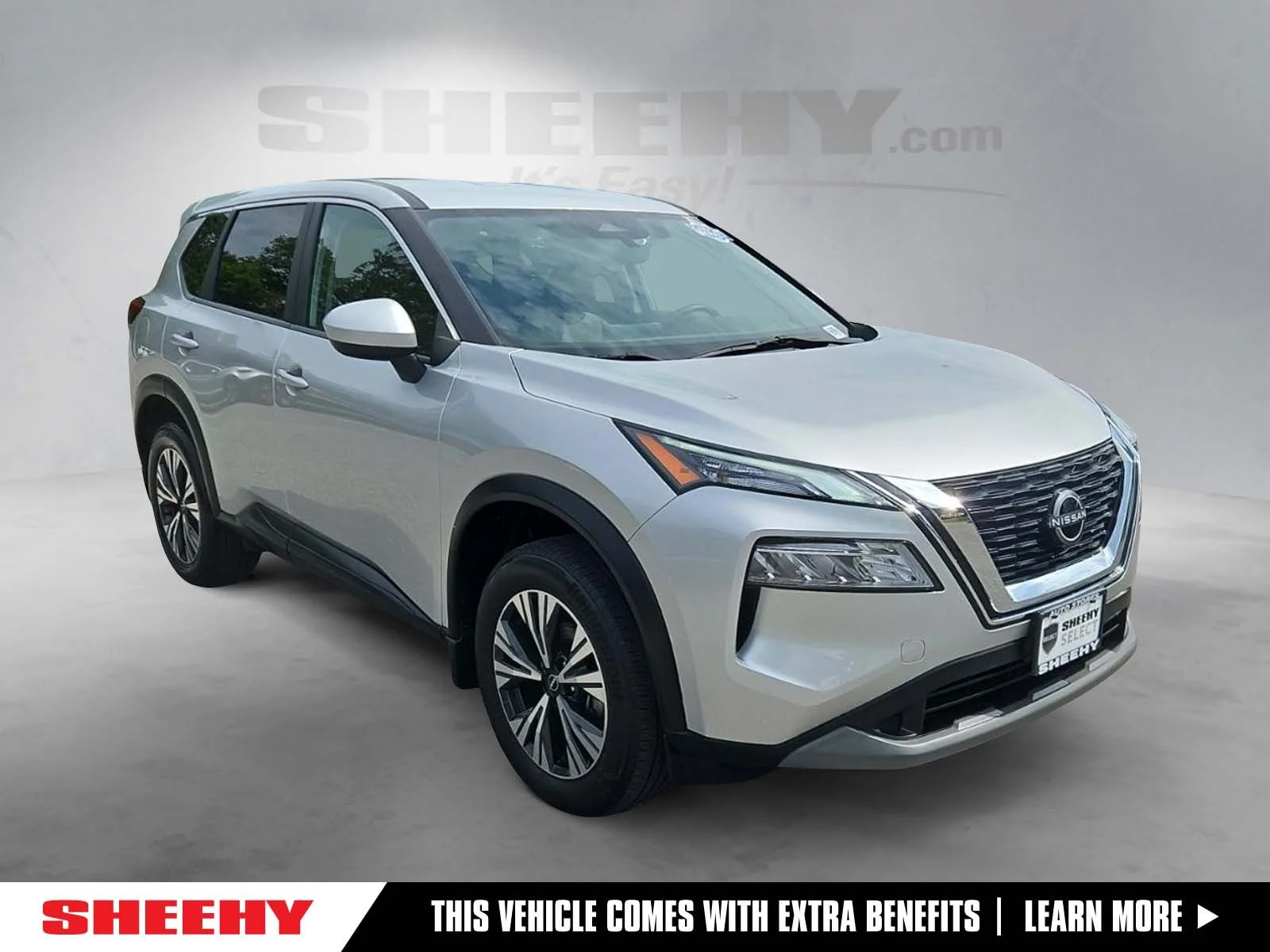 Used 2023 Silver Nissan SV image 1