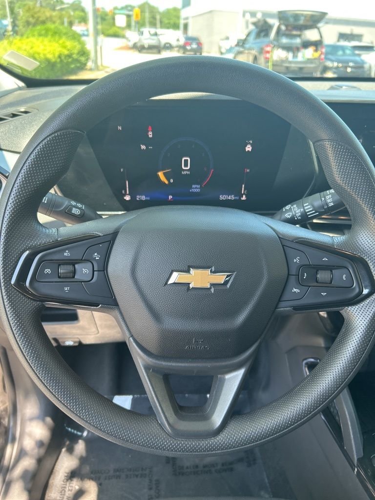 Used 2025 Black Chevrolet LT image 13