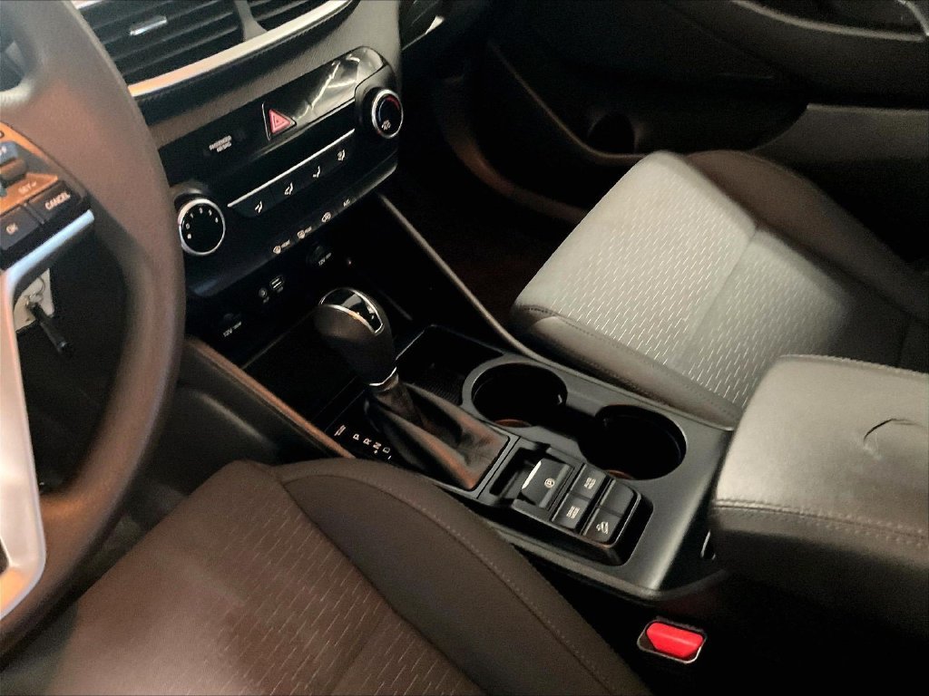 Used 2019 Blue Hyundai SE image 20