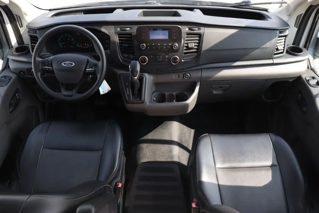 Used 2022 Oxford White Ford Base image 13