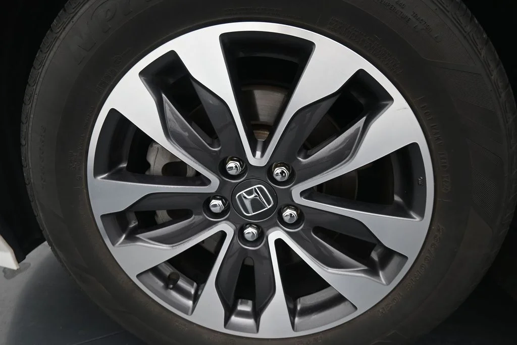 Used 2022  Honda EX-L image 13