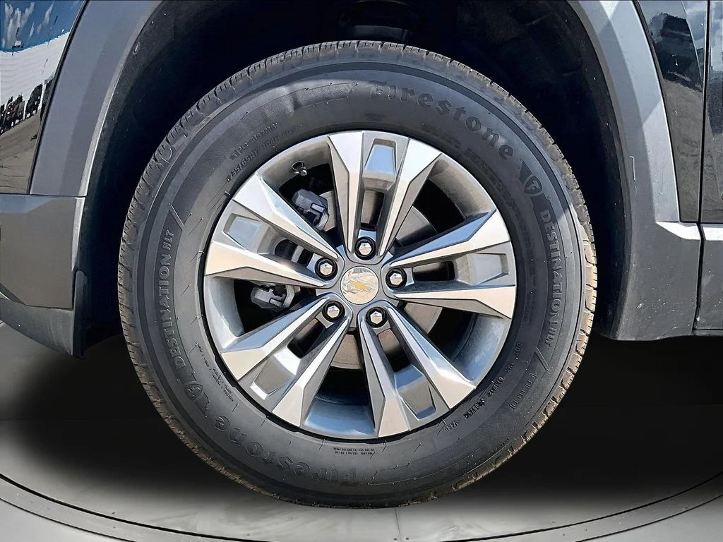 Certified Used 2025 Black Chevrolet LT image 34
