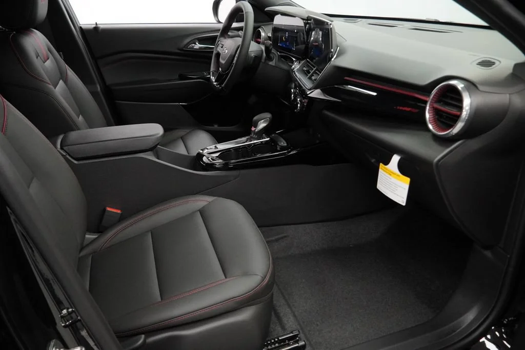 New 2026 Mosaic Black Metallic Chevrolet 2RS image 28