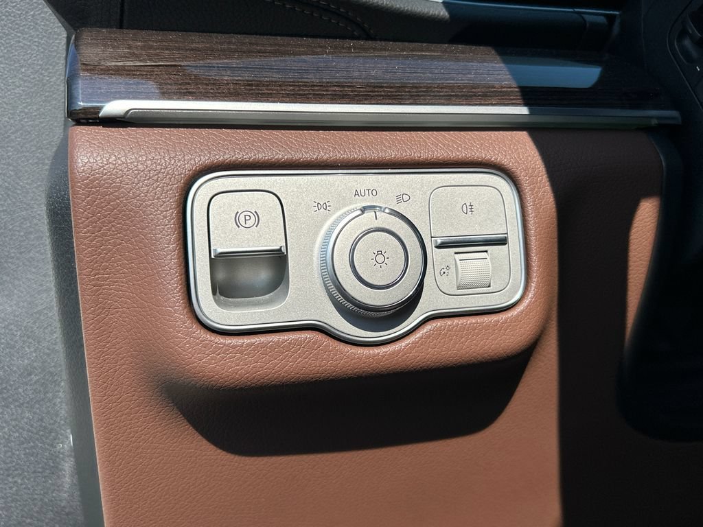 New 2026 Polar White Mercedes-Benz GLS 450 image 53