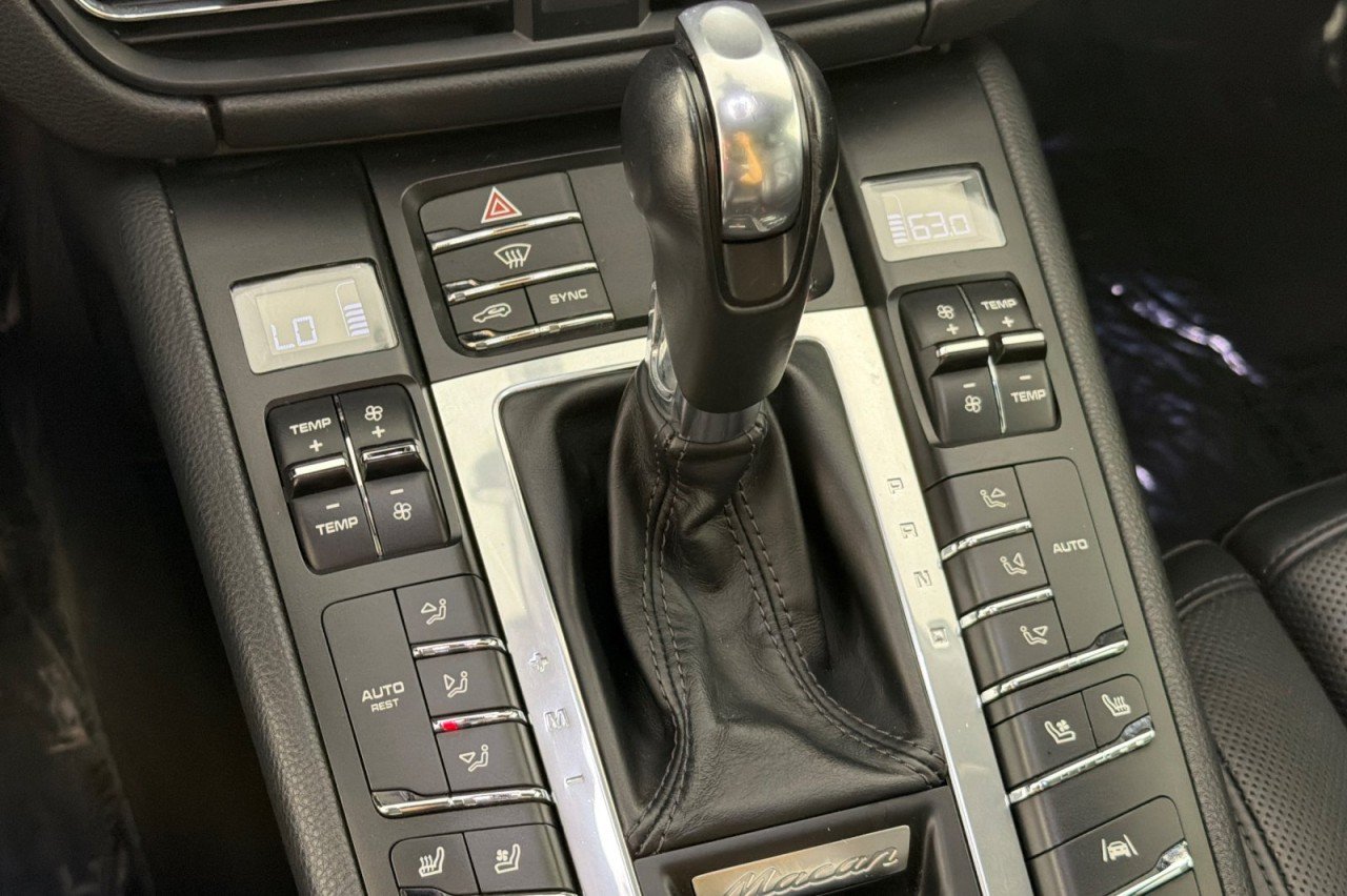Used 2020 POLAR WHITE Porsche  image 20
