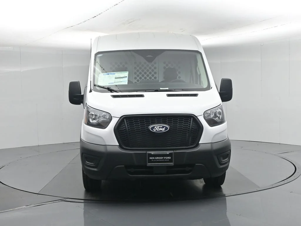 New 2026 Oxford White Ford Base image 23