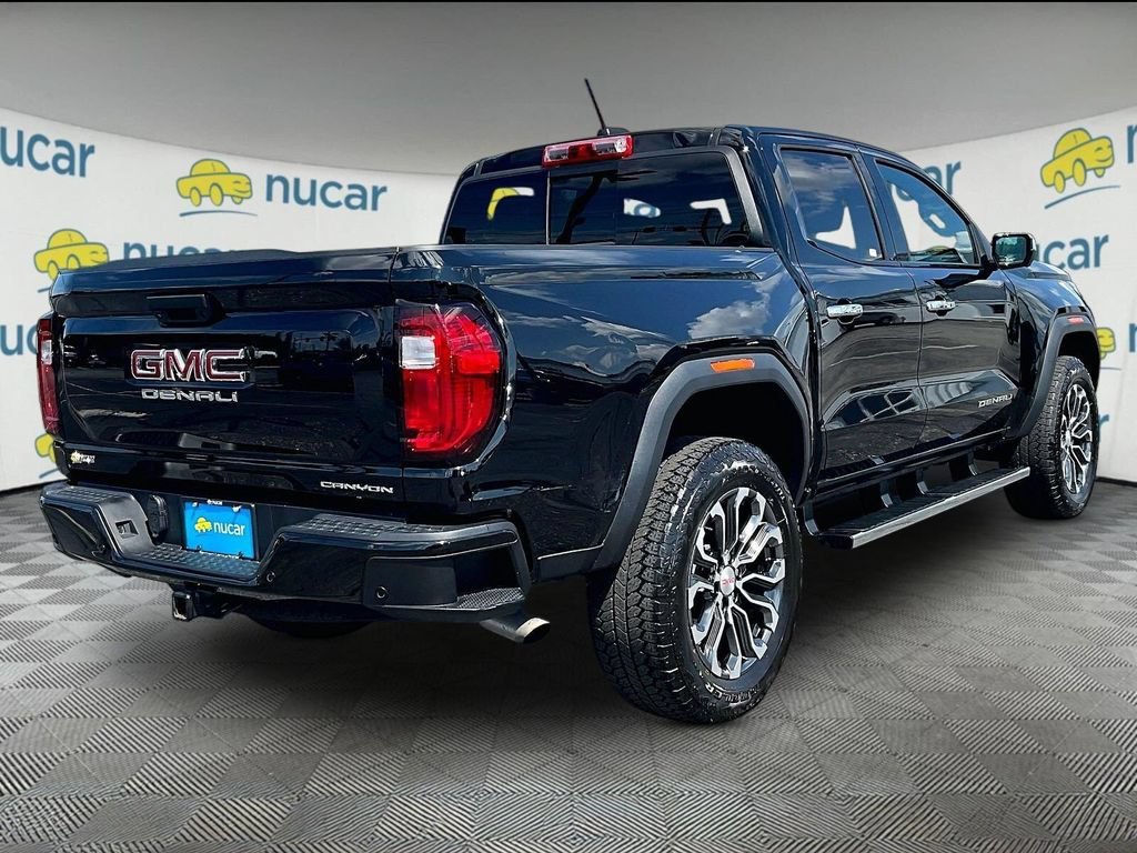 Used 2025 Onyx Black GMC Denali image 6
