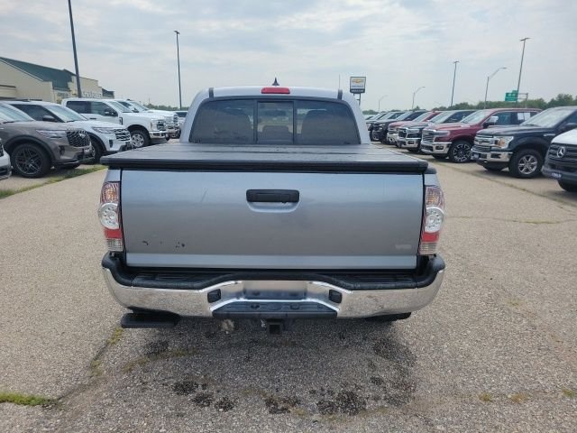 Used 2015 Silver Sky Metallic Toyota Base image 23