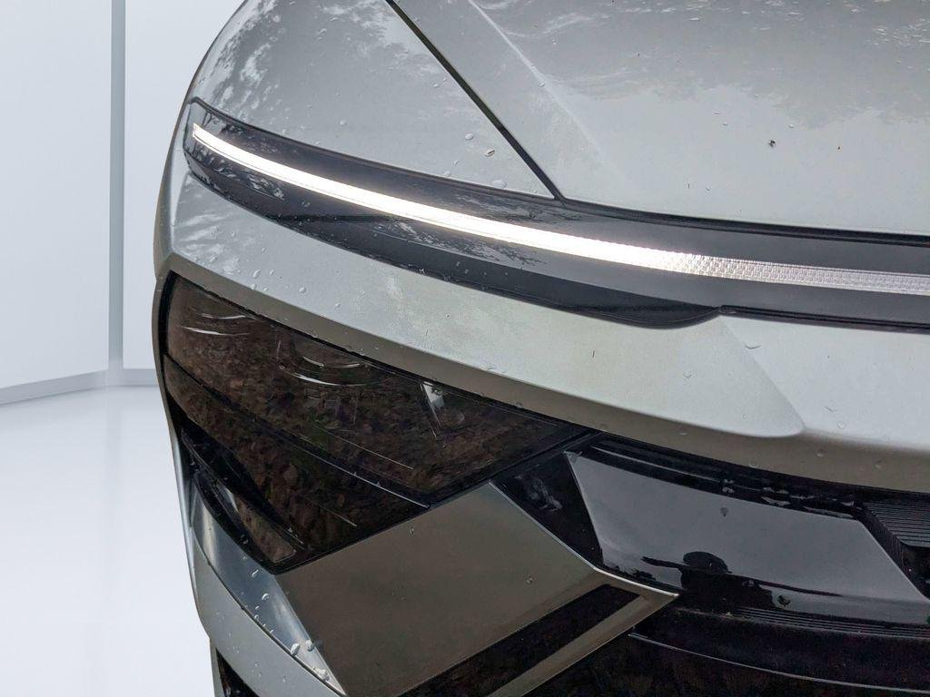 New 2026 Silver Hyundai SEL Sport image 9