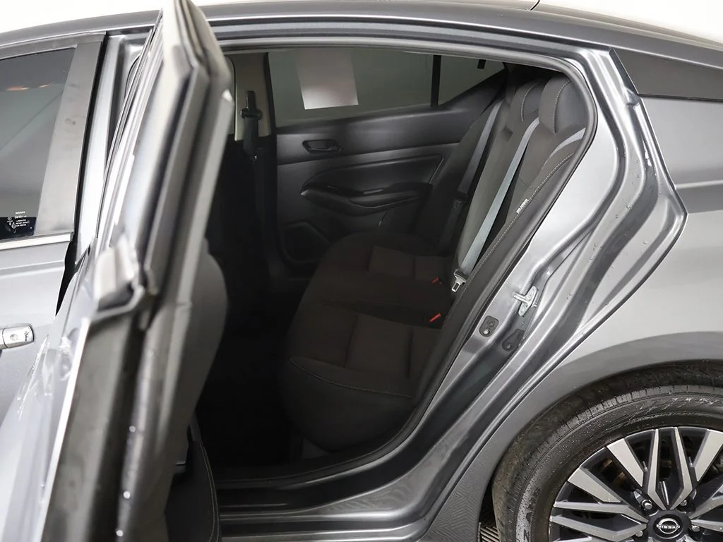 Used 2023 Gray Nissan 2.5 SV image 32