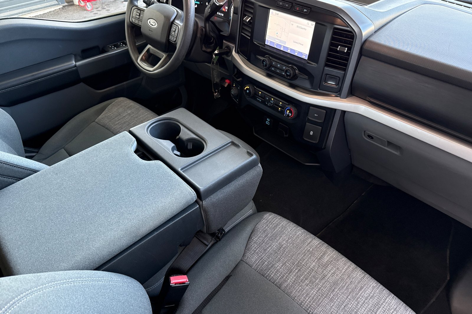 Used 2023  Ford XLT image 15