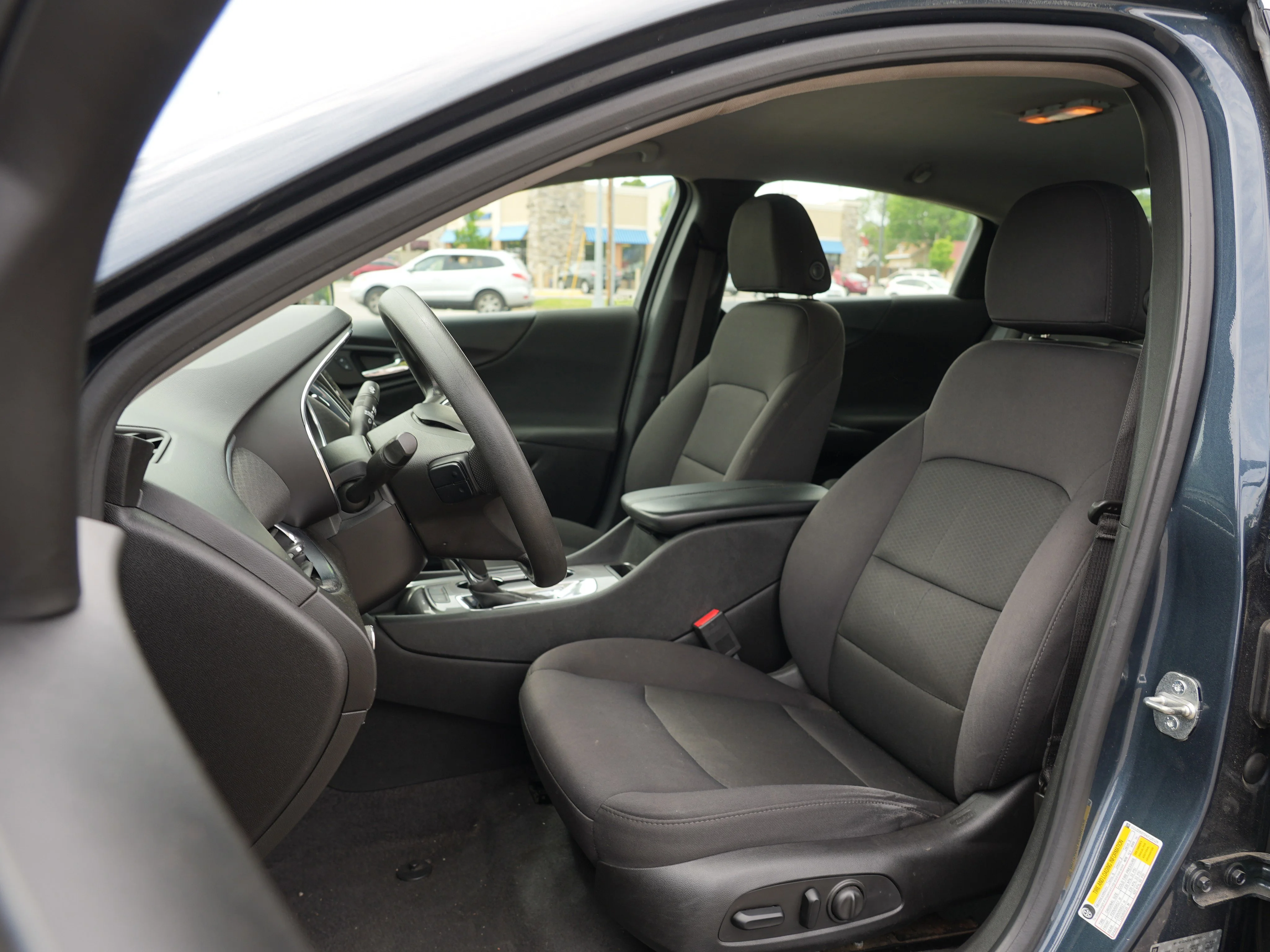 2019 Chevrolet Malibu 1LT - Photo 12