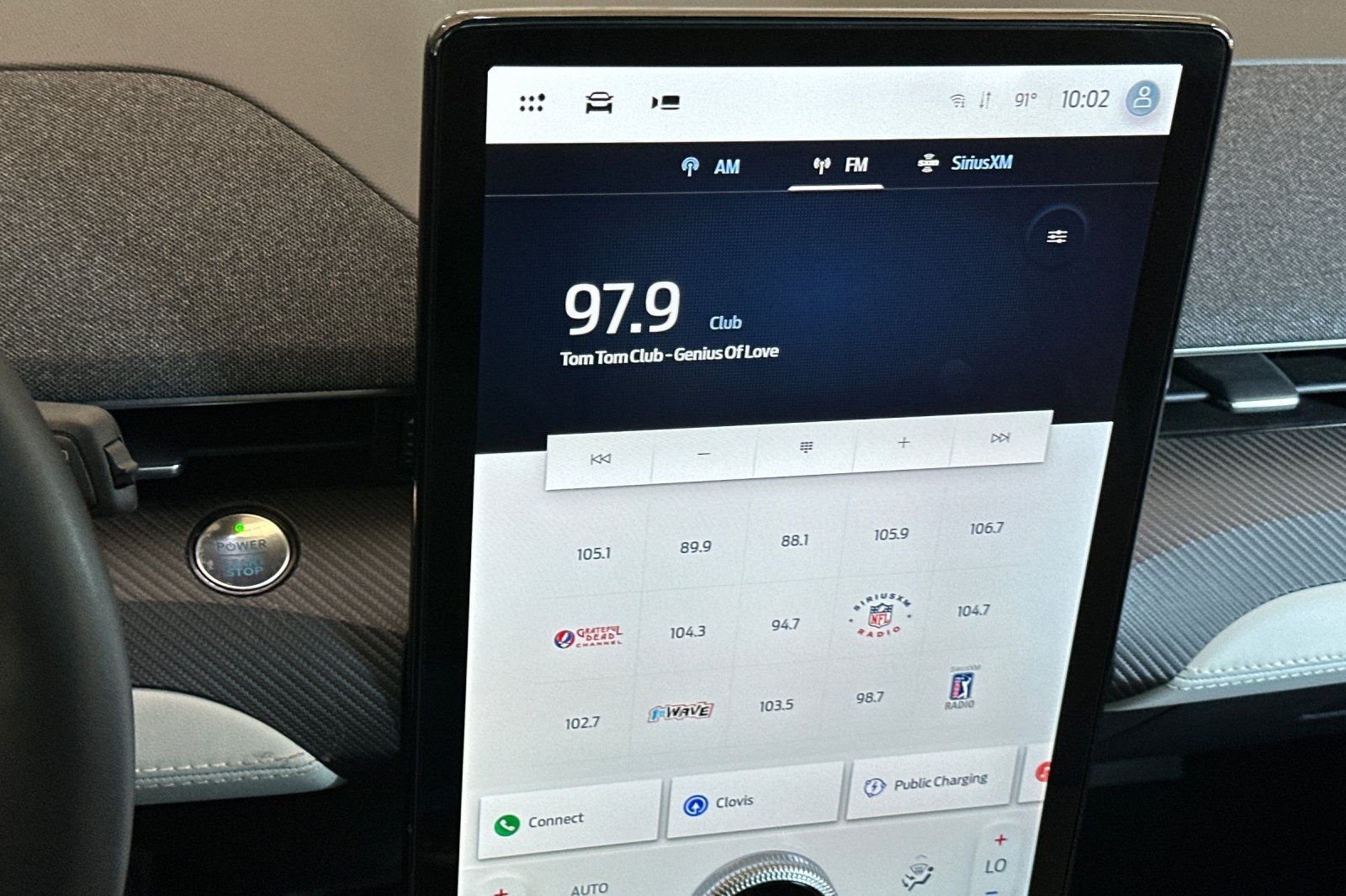 Used 2023 Blue Ford Premium image 19