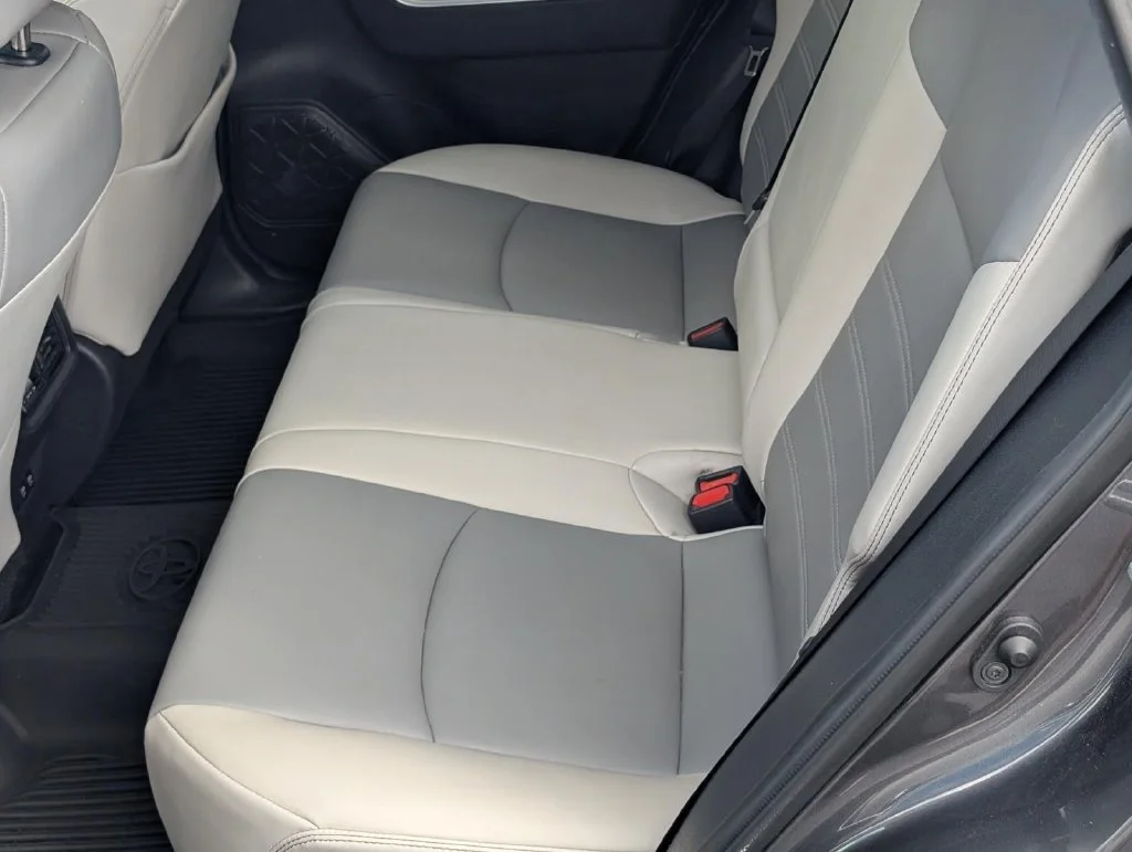 Used 2021 Magnetic Gray Met Toyota XLE Premium image 16