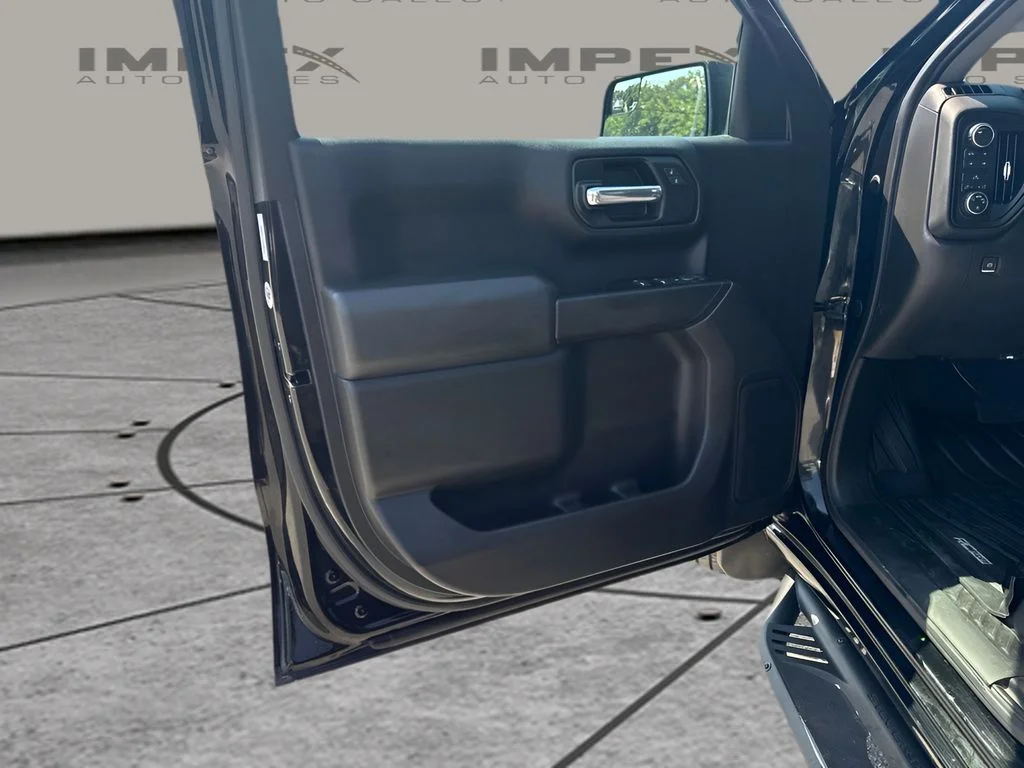 Used 2019 Black Chevrolet Custom Trail Boss image 14