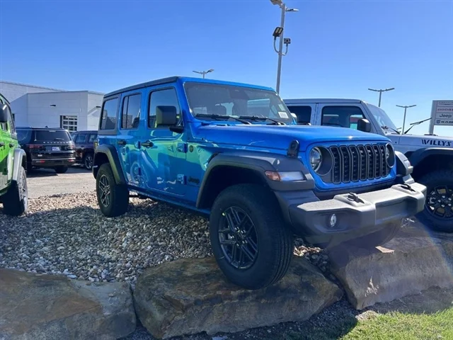 New 2026 Hydro Blue Pearl-Coat Exterior Paint Jeep Sport S image 3