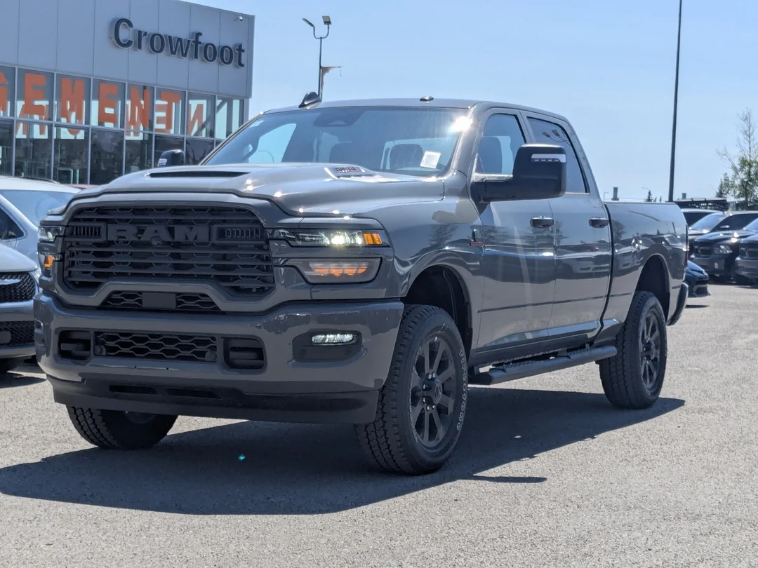 New 2026 Grey RAM Black Express - - 6.7L HO Diesel - 20 Black Wheels - 5th Wheel/Gooseneck Prep - Sport Hood & More! image 4