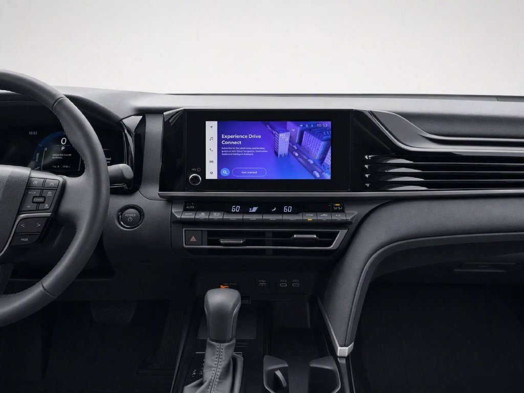 Used 2025 White Toyota LE image 19
