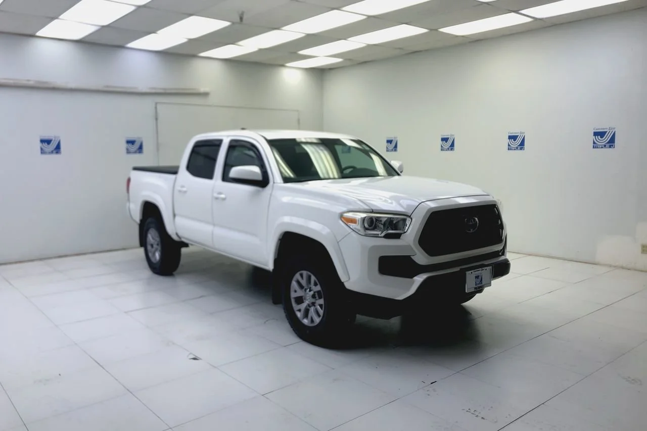 2019 Toyota Tacoma SR5 Double Cab 2WD 4-Cyl Auto Short Bed's photo