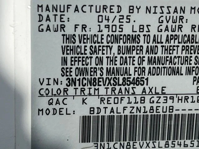 Used 2025 White Nissan 1.6 SV image 14