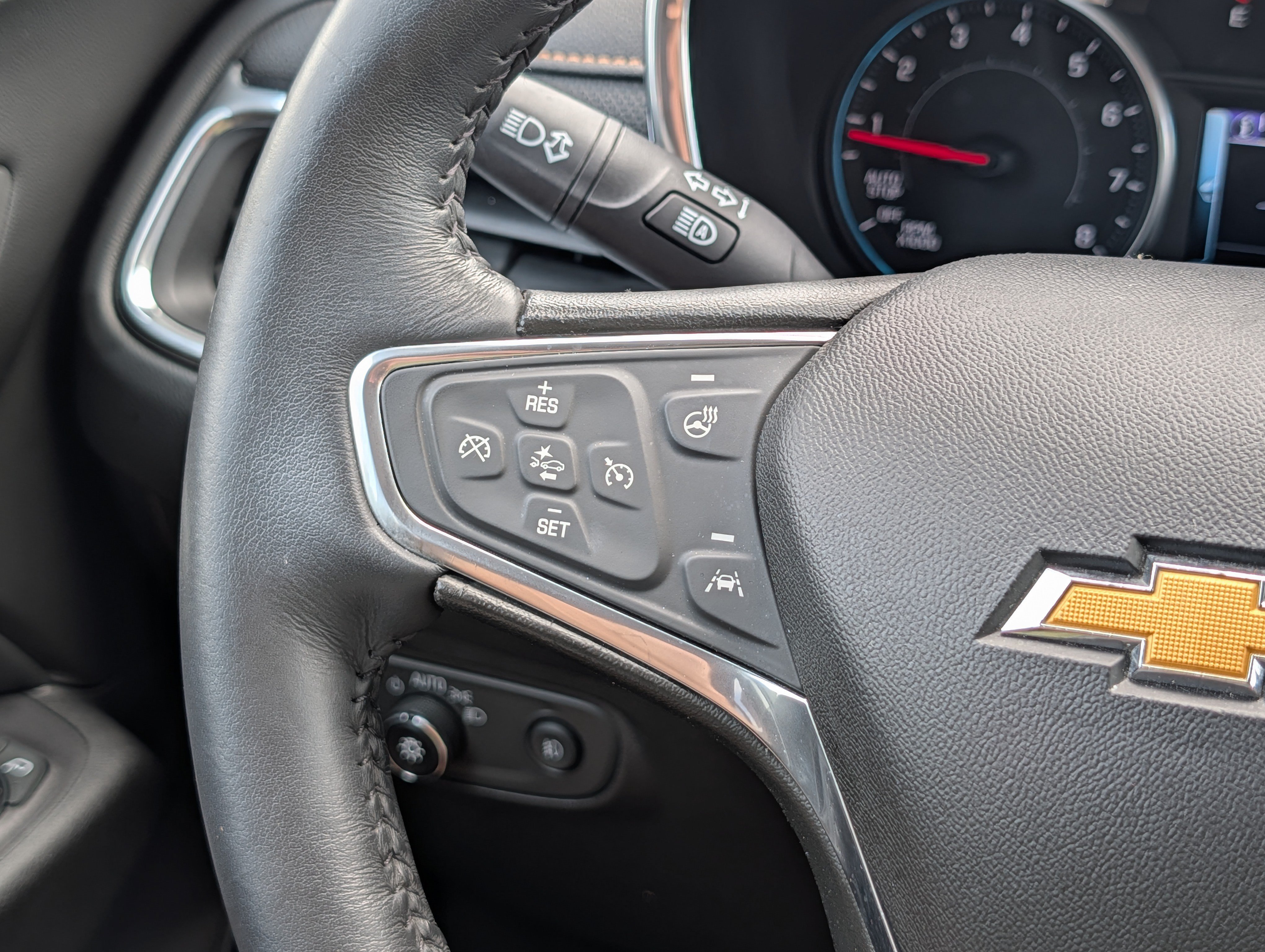 Used 2018 Cajun Red Tintcoat Chevrolet Premier image 31