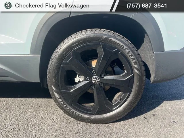 New 2026 Gray Volkswagen 1.5T SE Black image 7