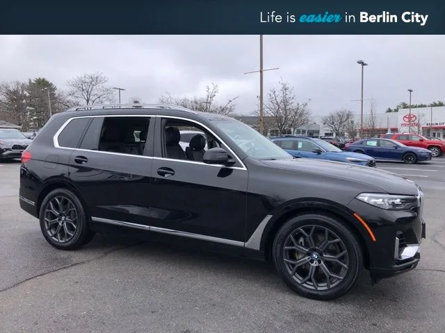 2020 BMW X7 xDrive40i's photo