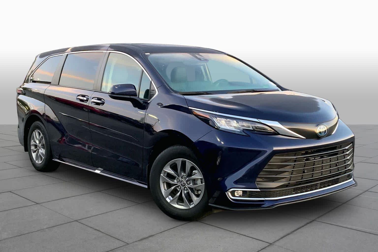 Used 2023 Blueprint Toyota XLE image 3